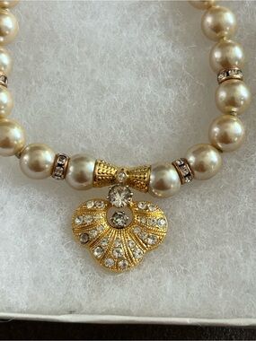 Pearl and Gold Crystal Shell Pendant Bracelet - Women Jewelry